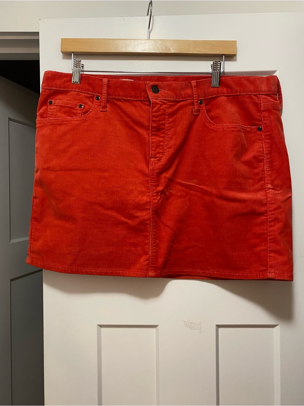 GAP 1969 5 pocket Corduroy Mini Skirt Women’s Size 14